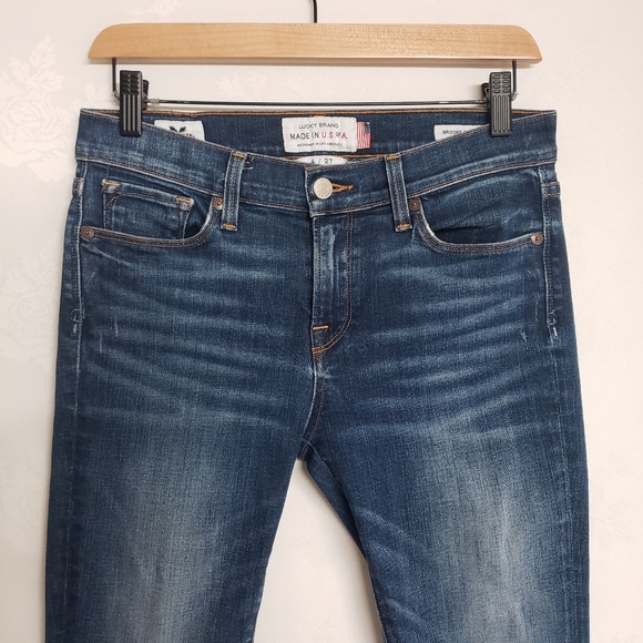 Lucky Brand White Oak Brooke Skinny Jeans - Picture 3 of 10